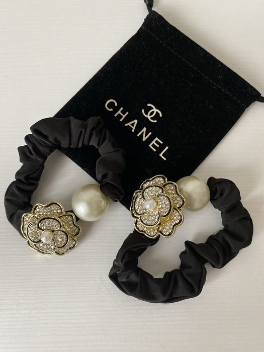 Аксесуари для волосся резинка, заколка, крабик