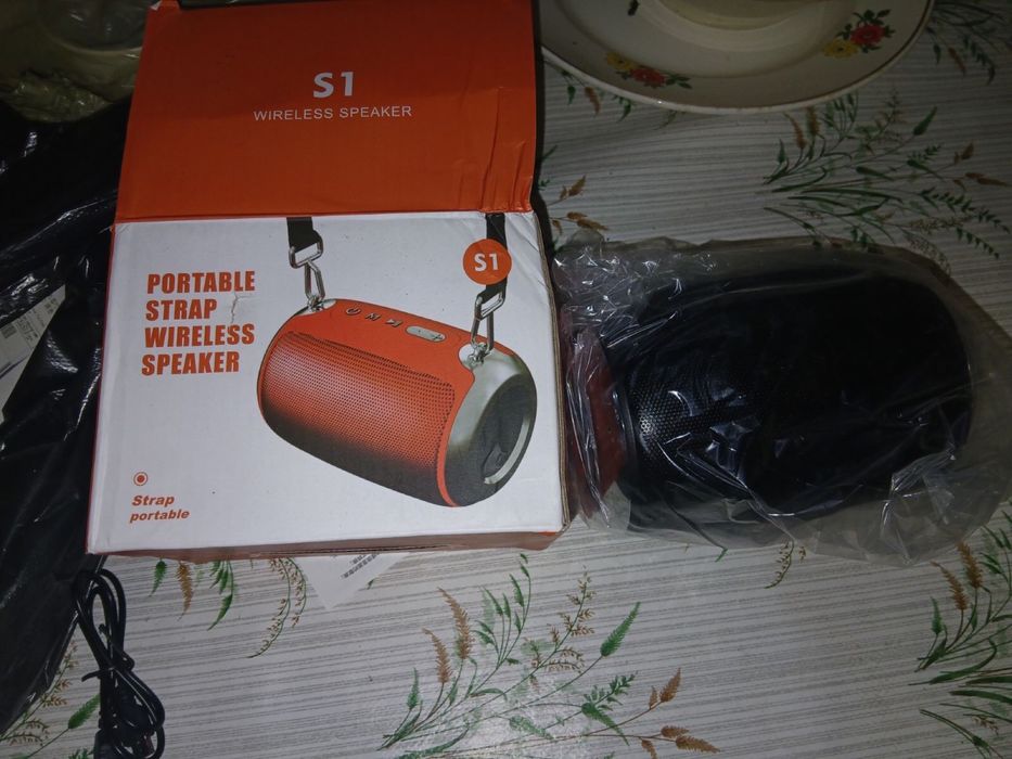 Колонка портативна блютуз