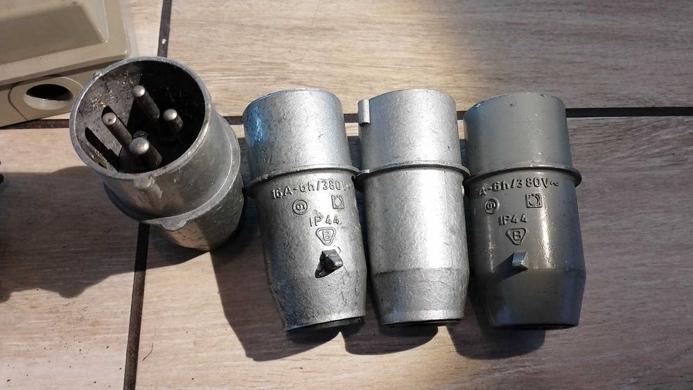 NOWE Gniazdo siłowe