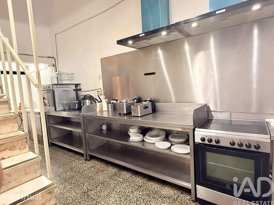 Café / snack-bar em Quarteira de 145,00 m2