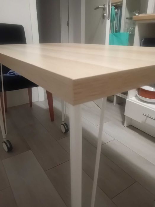 Secretária IKEA LINNMON/KRILLE, com rodas, rigorosamente nova