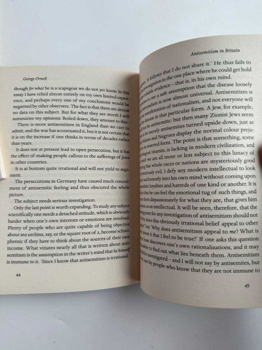 Продам нову книгу Notes on Nationalism та The Red Tenda of Bologna