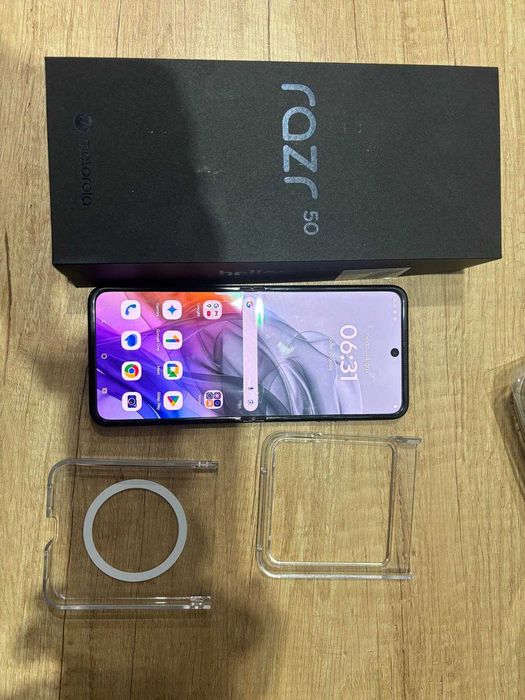 Motorola Razr 50 gwarancja 2027