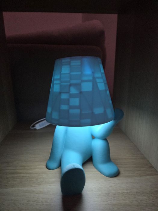Candeeiro boneco minimalista led
