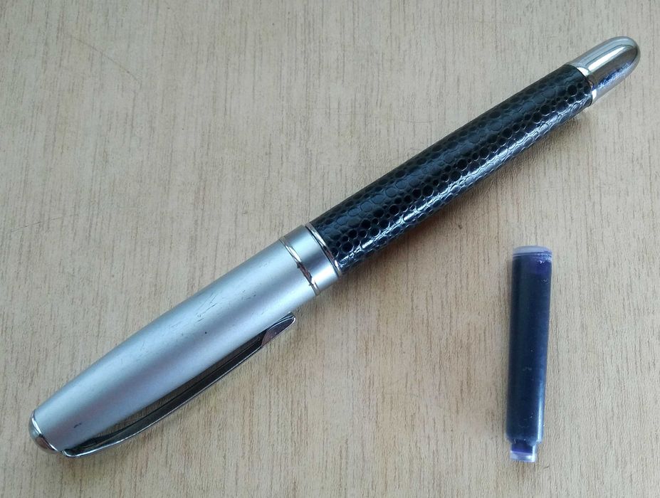 Чернильная ручка Iridium Point (+ запасная капсула). Возм. обмен