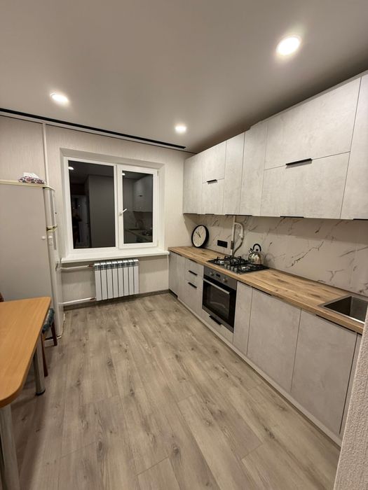 Двокімнатна квартира подобово по вулиці Шевченка