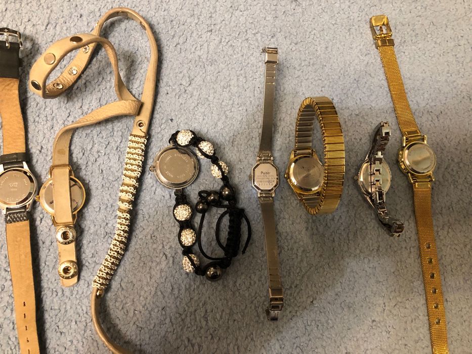 Лот часов. 10 штук.