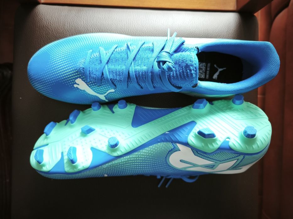 Chuteiras novas da Puma tamanho 45