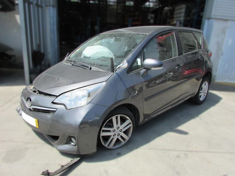 Toyota Verso-S 1.3i 2012 - Peças Usadas (6058)