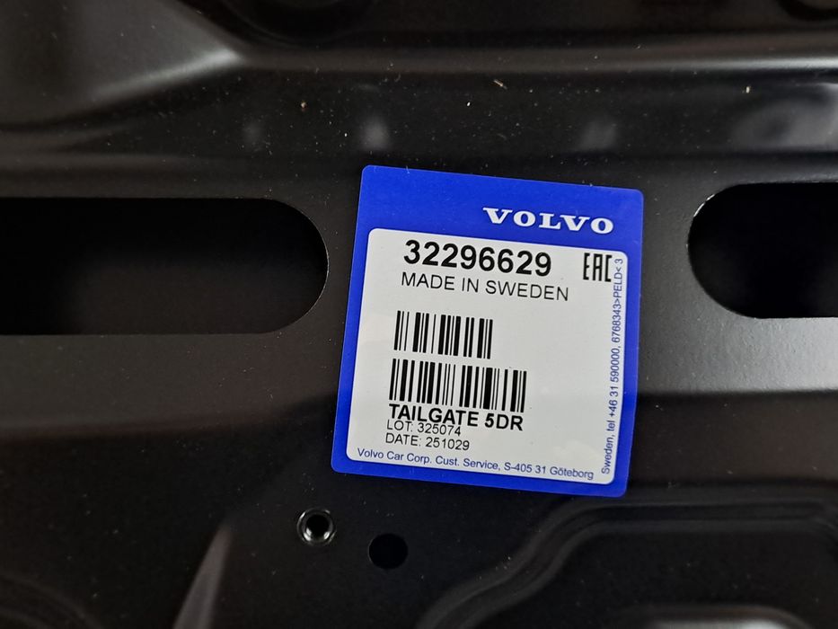 Nowa klapa bagażnika Volvo V60 II