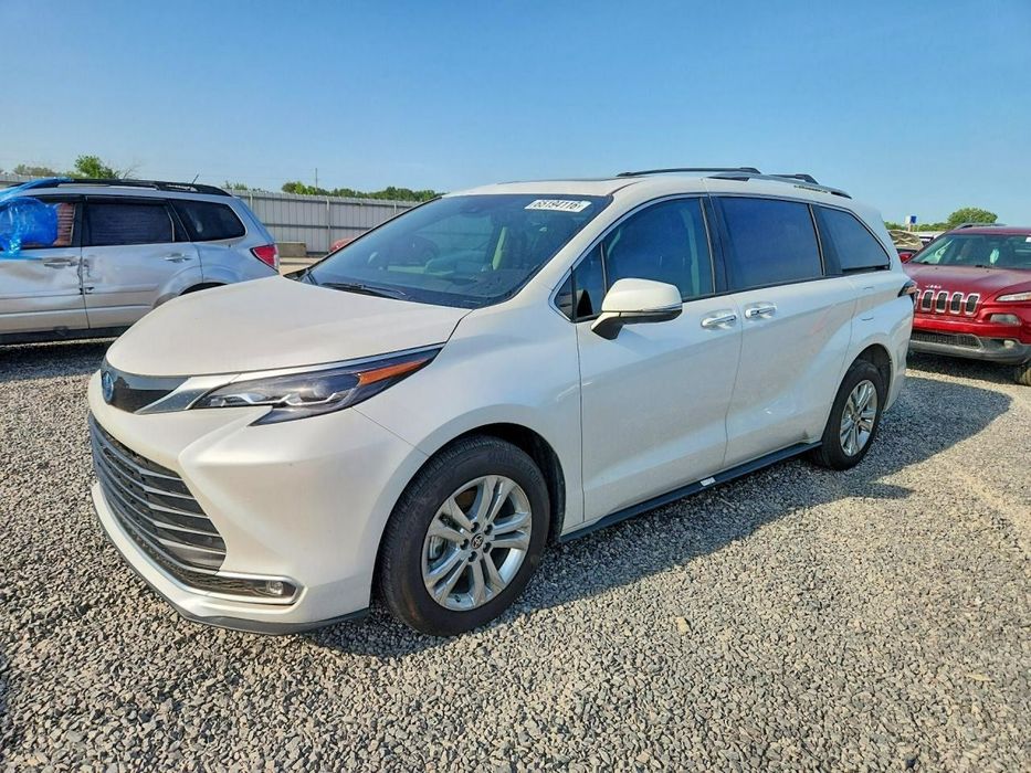 Toyota Sienna