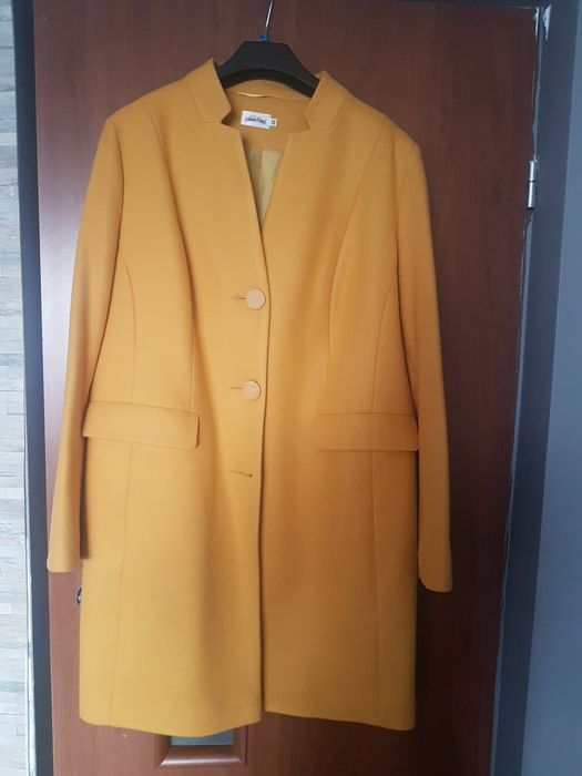 Sprzedam płaszczyk jesienno wiosenny.