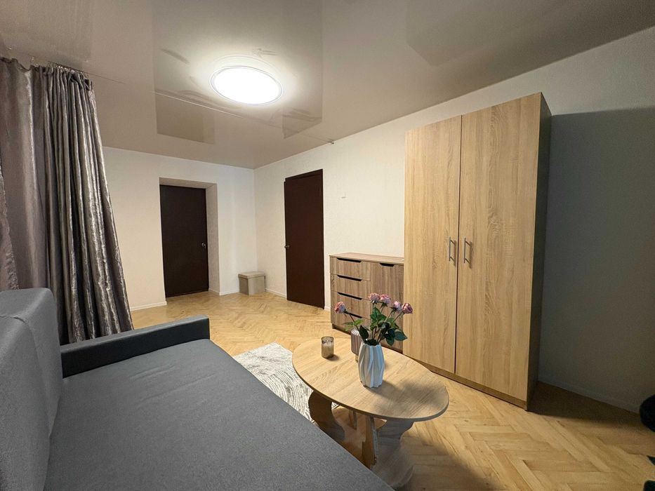 Оренда 2-к квартири вул. Чапека (Фучика) 17 з ремонтом