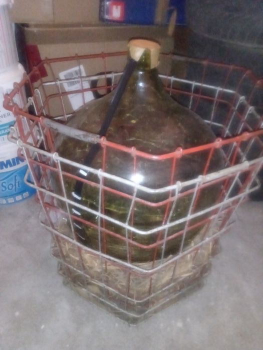 Sprzedam balon na wino(około 50l)