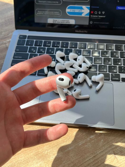 Магазин б/у Лівий AirPods 3 A2564 A2565 A2566/A2897 Оригінал