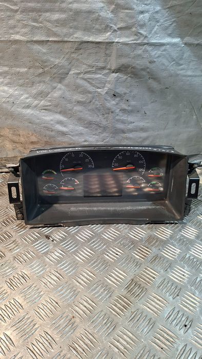 Licznik Zegar Volvo Fh 70395665-P02