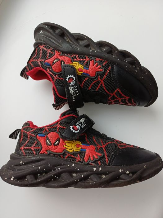 Кросівки Людина павук