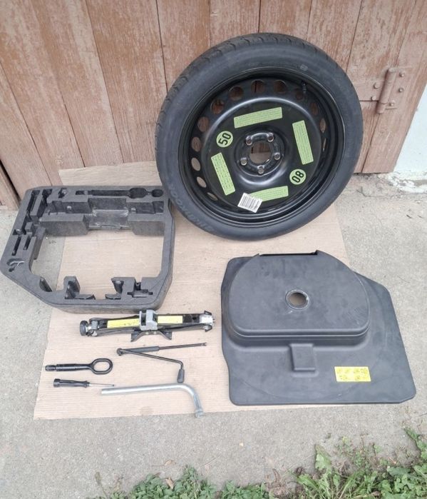 Органайзер домкрат Audi A4 A5