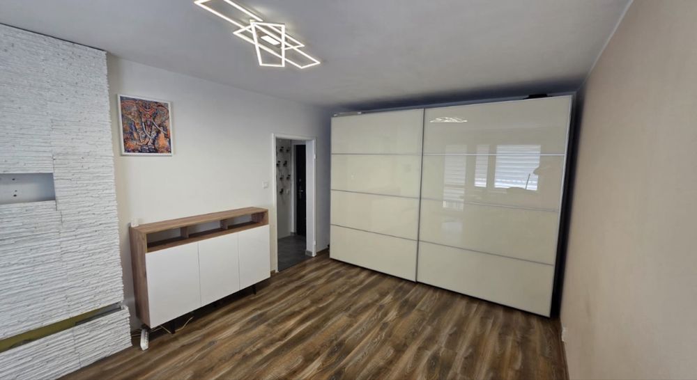 2 - pok Mieszkanie na sprzedasz, Klima, Balkon, Cicha okolica