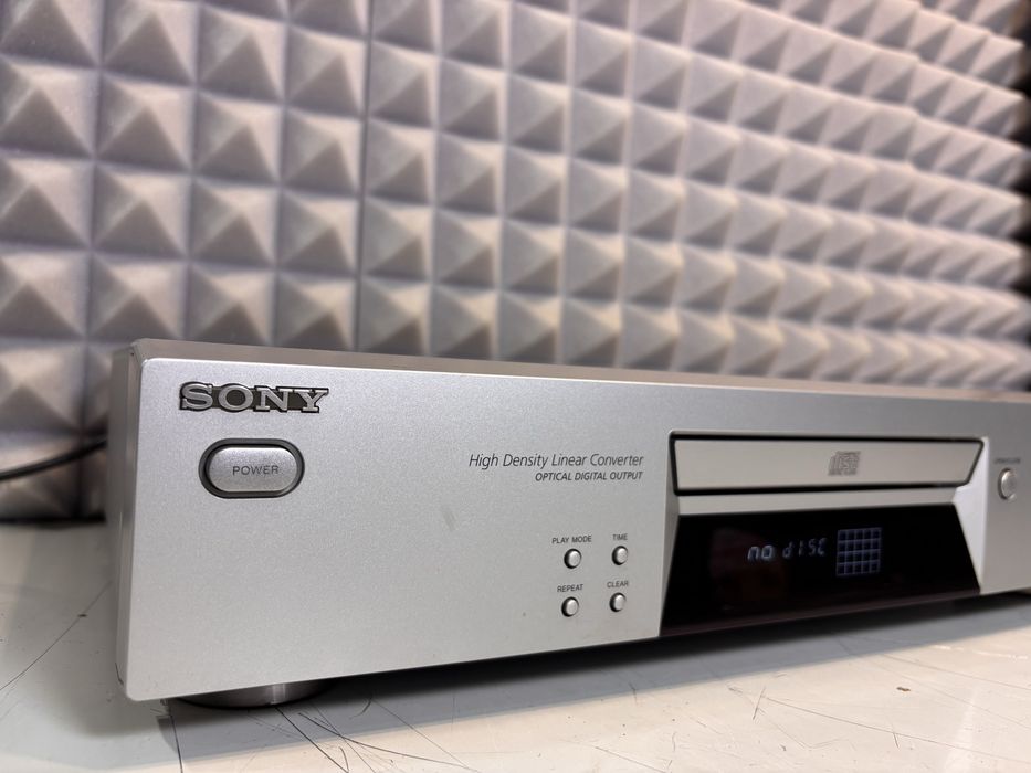 Odtwarzacz CD Sony CDP XE 270