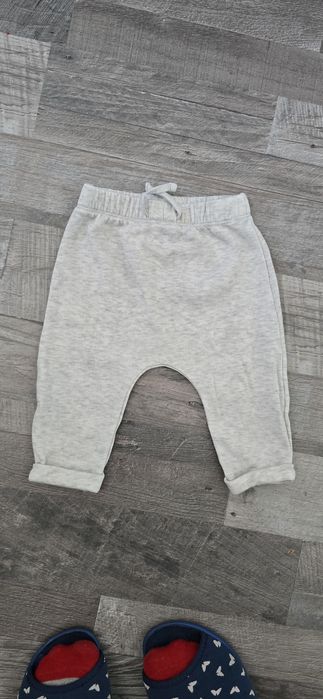 Spodnie baggy basic unisex rozm 0-3 mies
