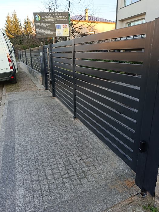 Bramy ogrodzenia balustrady