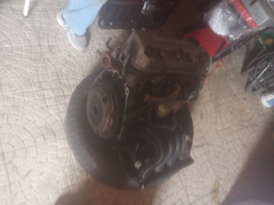 Motor Honda D14A8 para peças