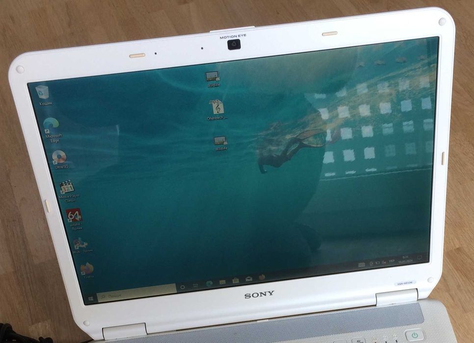 Ноутбук Sony відмінний стан. Віндовс 10