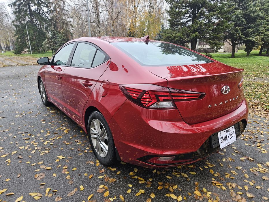 Продам Hyonday Elantra 2.0 Автомат