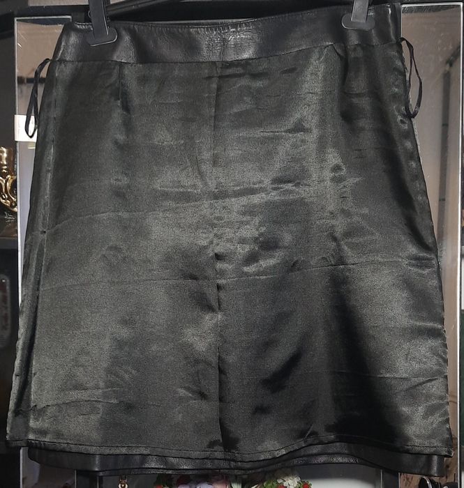 Шкіряна спідниця (міні)