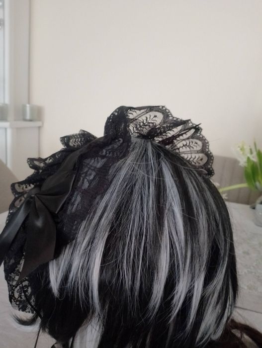 Bonnet w stylu wiktoriańskim gotyckim z wiązaniem pod szyją