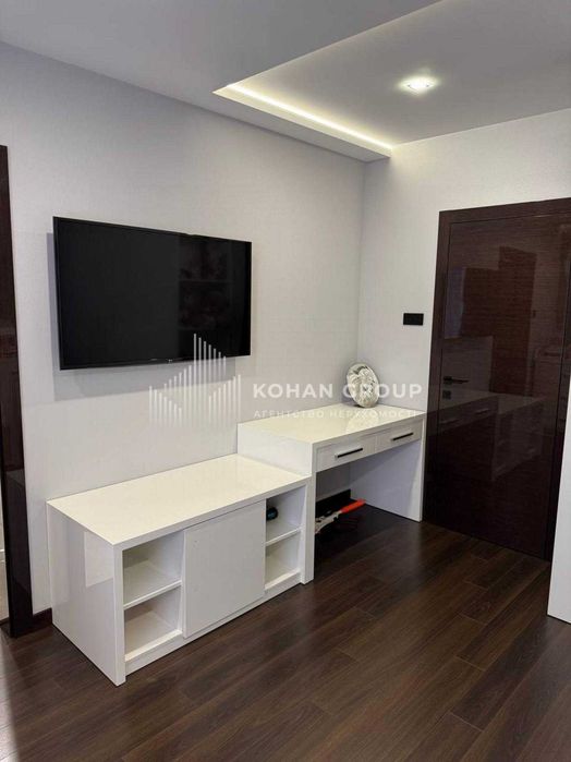 ‼️Продаж 2к квартири з меблями, 209.9 кв. м на вул. Зарічанська 11В, пентхаус‼️