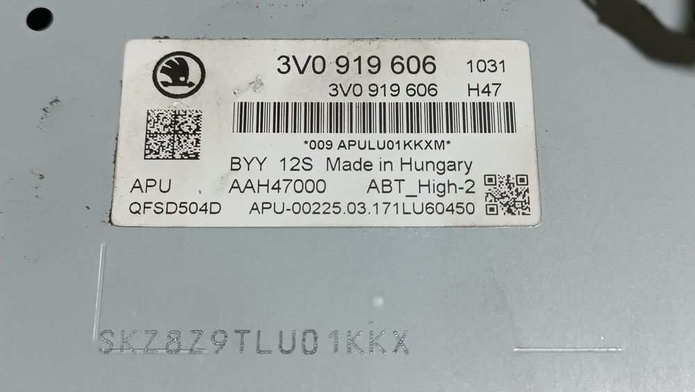 Sistema De Áudio Rádio Cd Skoda Superb Berlina 3V3