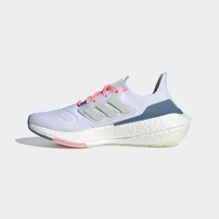 кросівки ultraboost 22