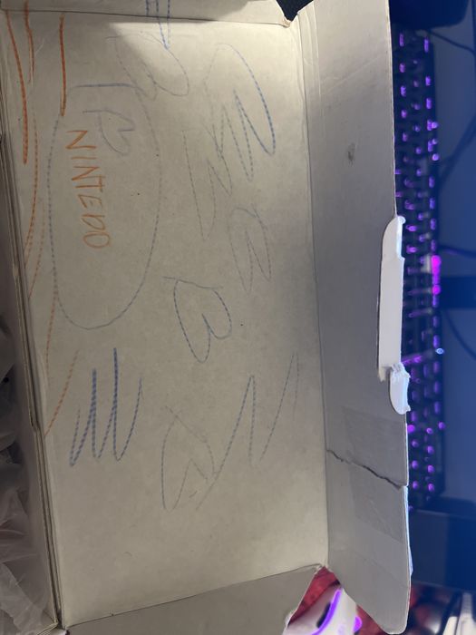 Nintendo DSi czerwony + 5 gier