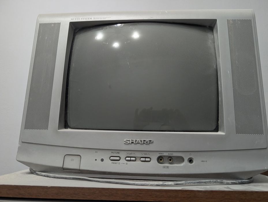Телевизор Sharp рабочий