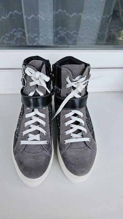 Skorzane wysokie trampki damskie