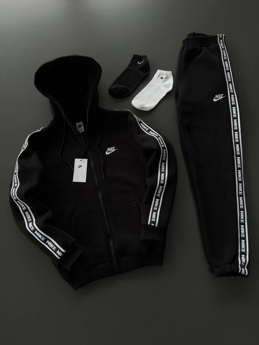 Костюм спортивний Nike Найк, зіп-худі штани, дві пари шкарпеток, новий
