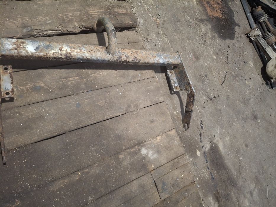 Hak do przyczepki samochodowej suzuki vitara 1.6