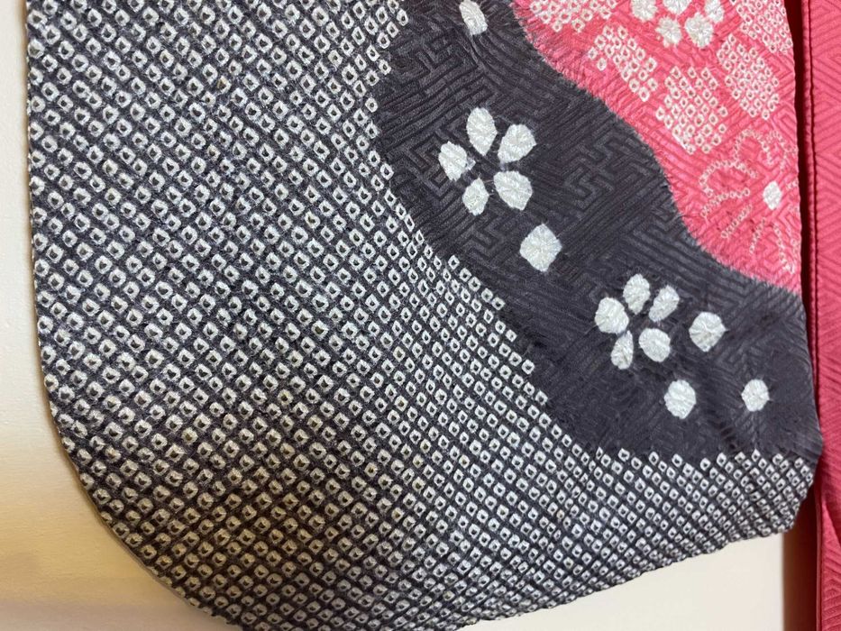 Japońskie kimono furisode