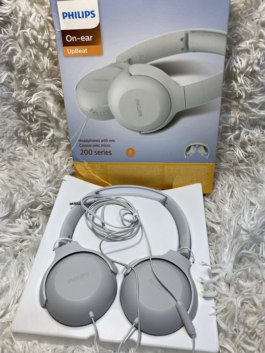 Навушники Philips