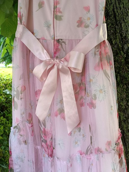 Różowa w kwiaty sukienka dla dziewczynki 14 lat