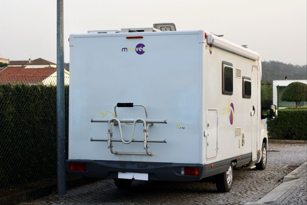 Autocaravana Perfilada Moovéo com Cama Central