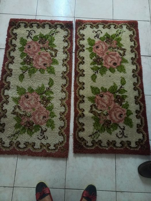 Tapetes de quarto novos