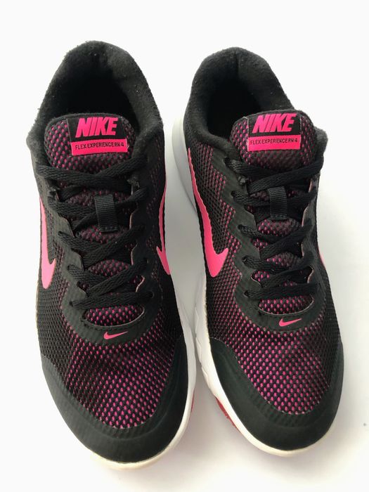 Кросівки жіночі Nike Flex Experience 4 р.40