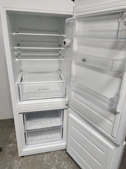 Холодильник з Європи Polar 157 cm. Класний стан