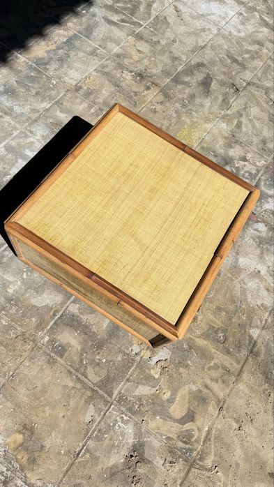 Mesa de centro com rodas