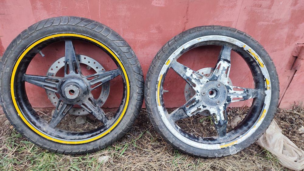 Мотошини з дисками в зборі 110/70/r17