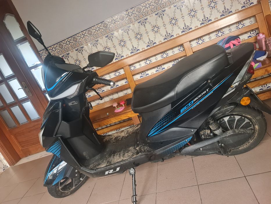 Scooter electrica ecoboost RJ ultimo modelo