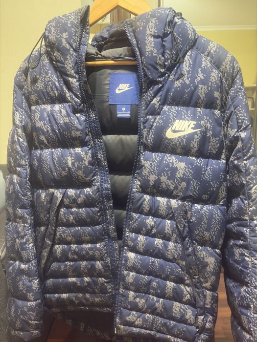 Пуховик Nike NSW